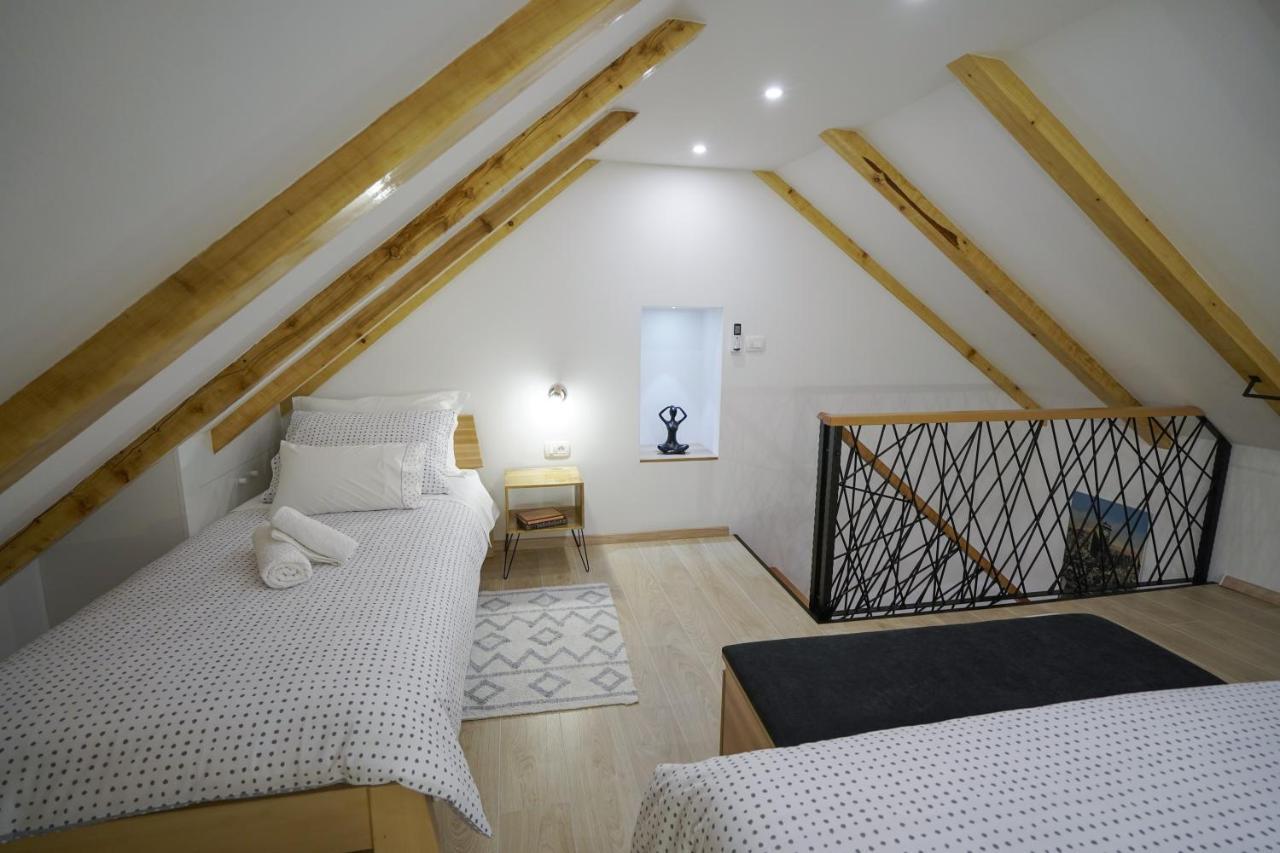 Apartment Ispod Ure Sinj Ngoại thất bức ảnh