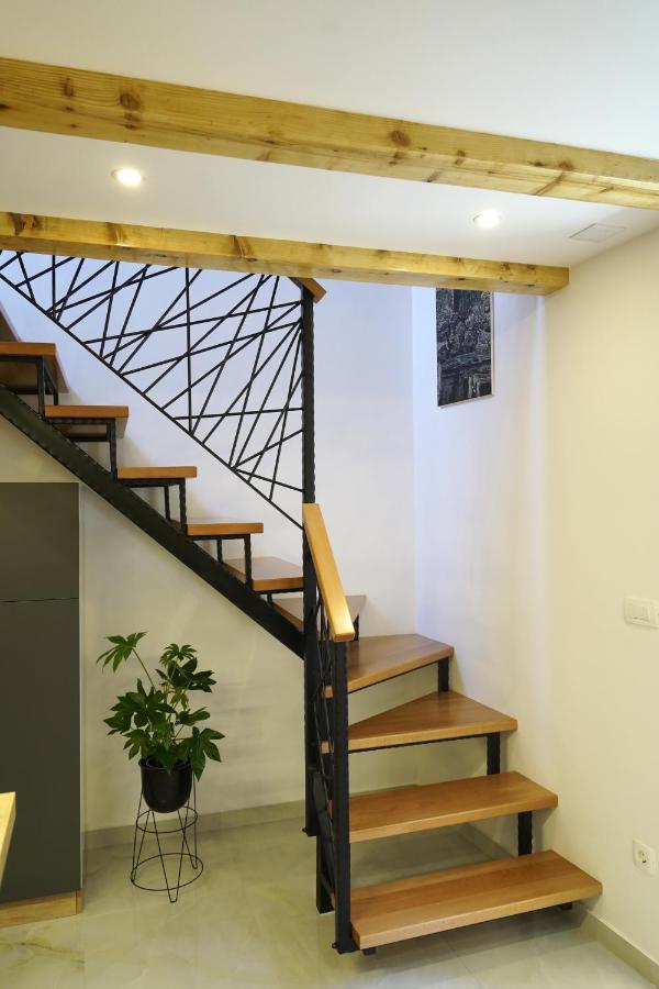 Apartment Ispod Ure Sinj Ngoại thất bức ảnh