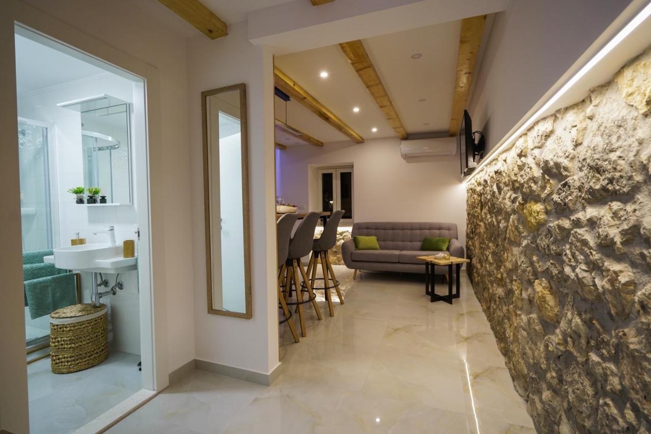 Apartment Ispod Ure Sinj Ngoại thất bức ảnh